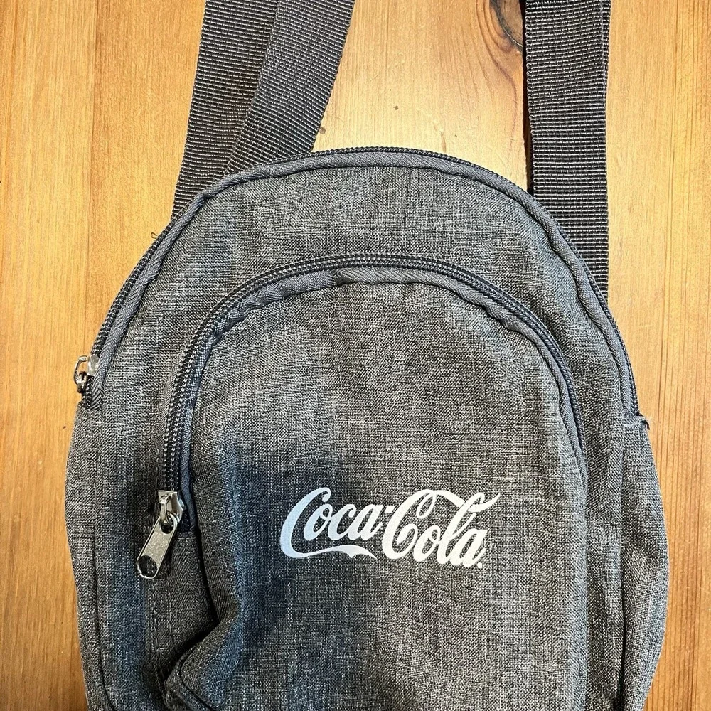 NWOT COCA-COLA Crossbody Bag Shoulder Pouch Gray